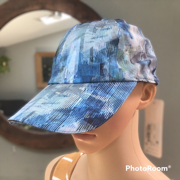 Lululemon blue hat - Picture 1 of 5